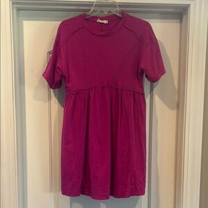 Sz medium magenta tshirt dress.
